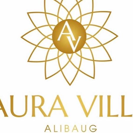 Aura Villa Alībāg Buitenkant foto